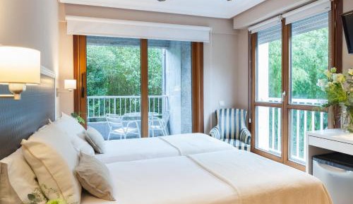 Habitación Doble 2 camas Parking Gratuito