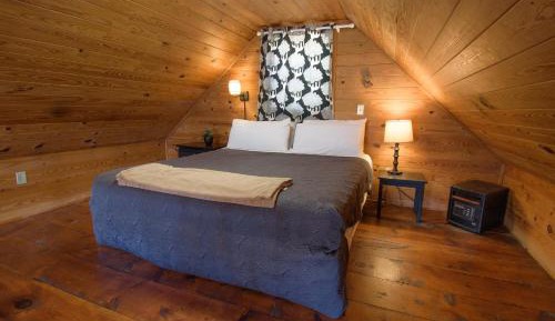 One-Bedroom House (Fox Lair)