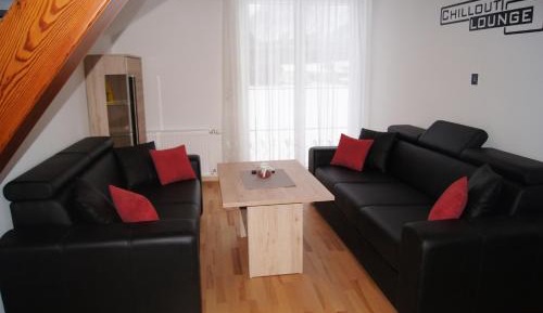 Apartment with Mountain View