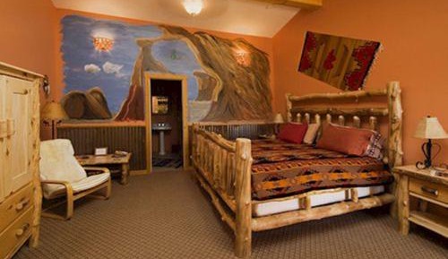 Deluxe King Room - Non-Smoking