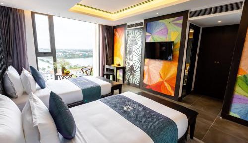 Deluxe Double or Twin Room with River View