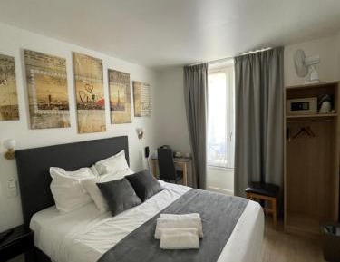 Standard Double Room with Shower