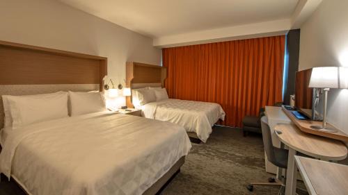 Premium Queen Room with Two Queen Beds