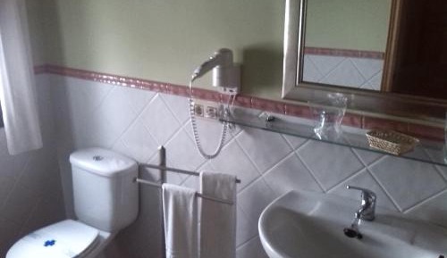 Double or Twin Room with Bathroom