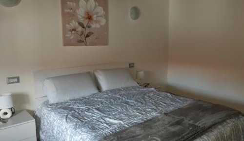 Deluxe Double Room with Shower