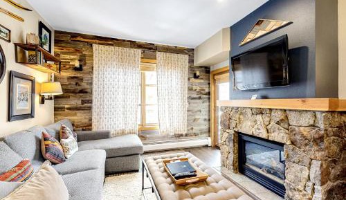 One Bedroom Apartment