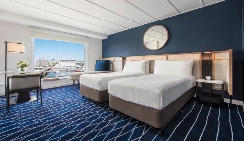 Twin Room with Darling Harbor View