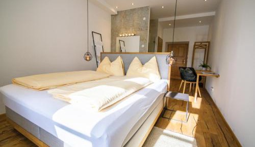Superior Double or Twin Room with Mountain View
