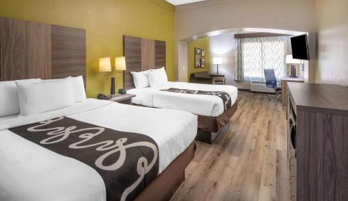 Studio Suite with Two Queen Beds - Non-Smoking