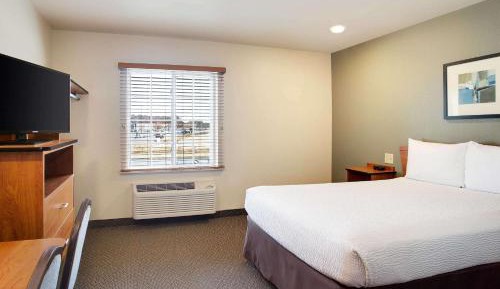 Queen Room - Accessible/Non Smoking