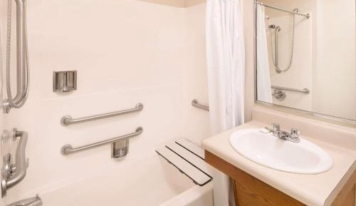 Double Room with Two Double Beds - Accessible/Non-Smoking