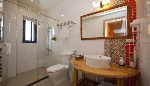 Queen Room with Balcony