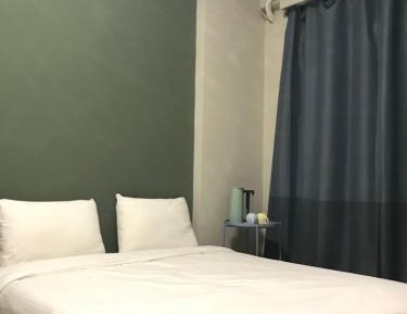 Twin Room with Private Bathroom