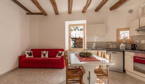 Superior One-Bedroom Apartment
