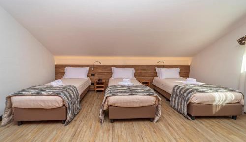 Comfort Triple Room