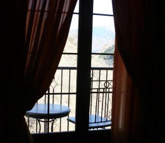 Triple Room with Mountain View