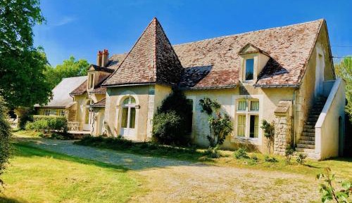 Cottage with Garden View