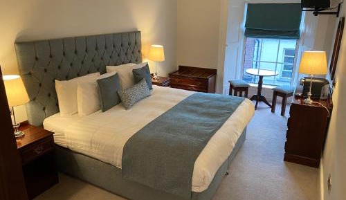 Superior King Room