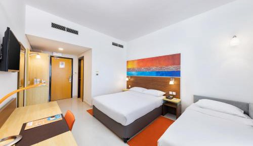 Family Room - includes 20% off Food & Beverage (excluding in-room dining)