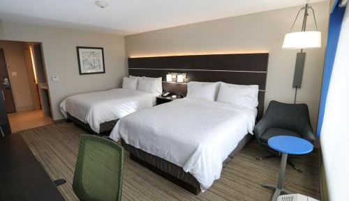 Standard Queen Room with Two Queen Beds