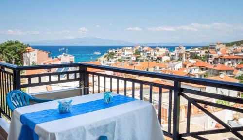 Studio Apartment with Sea View