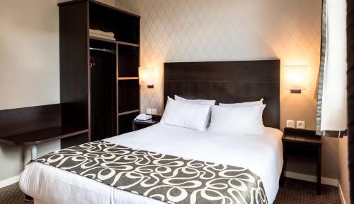 Standard Double Room with Air Conditioning