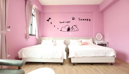 Quadruple Room with Mountain View