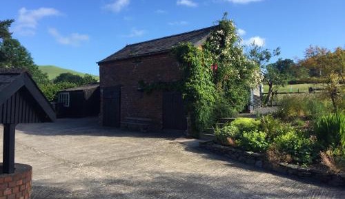 Deluxe King Room with Bath