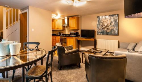 Apartment - Split Level