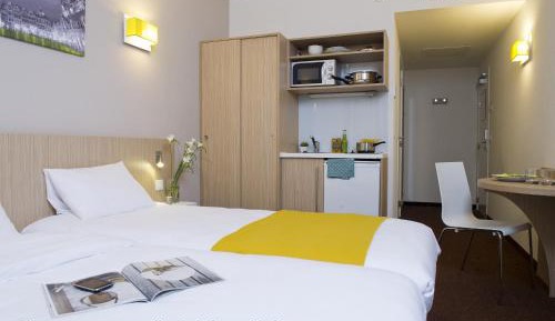 Superior studio for 2 people Twin bed