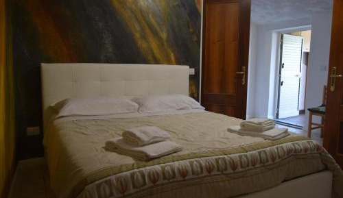Large Double or Twin Room