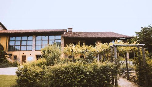 Studio - Split Level