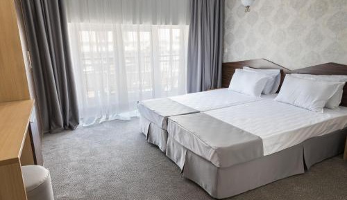 Twin Room with Bathroom