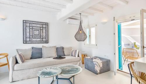 Master Mews Suite with Private Courtyard