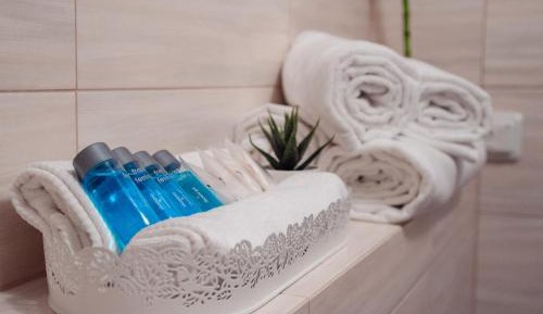 Twin Room with Bathroom