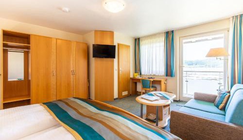 Comfort Doppelzimmer mit direkten Seeblick und Balkon