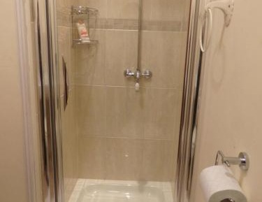 Double or Twin Room with Shower