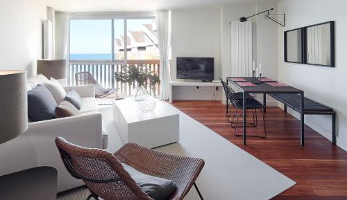 Apartment with Sea View