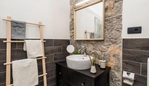 Dvoetažni apartman – Beli Kamik street 6, 1st floor 