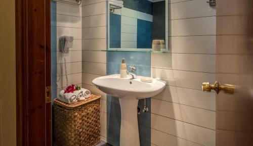 Classic Sea View 3 Bedroom Villa