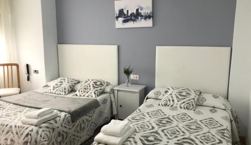 Double or Twin Room with Private Bathroom