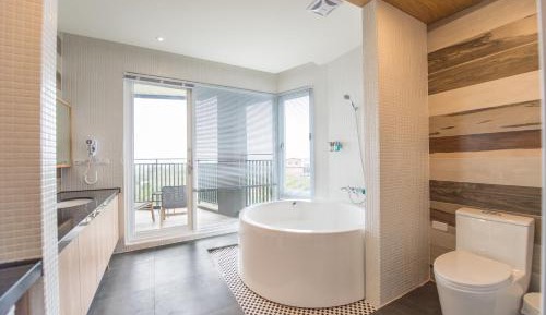 Double Room with Balcony and Sea View