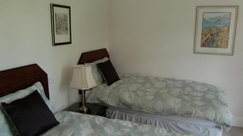 Twin Room with Shower