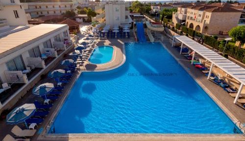 Family Room with Sharing Pool (2 adults + 3 children)