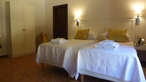 King Room with Mountain View