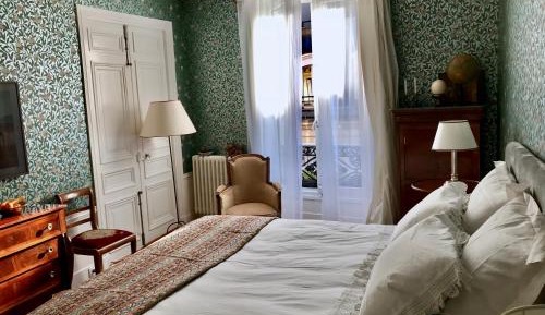 Double Room with Private External Bathroom