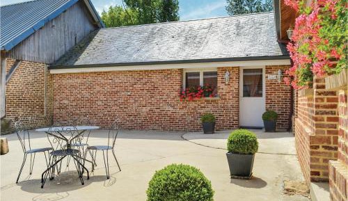 Two-Bedroom Holiday Home
