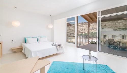 Deluxe Suite with Sea View