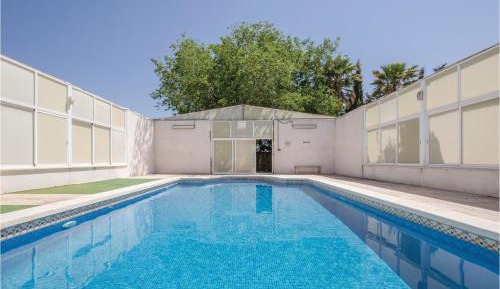 Five-Bedroom Holiday Home