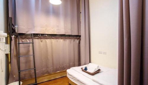 Triple Room with Shared Bathroom